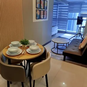 Uptown Parksuites Tower 1 Bgc Апарт-отель